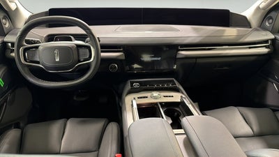 2027 Lincoln Navigator Premiere