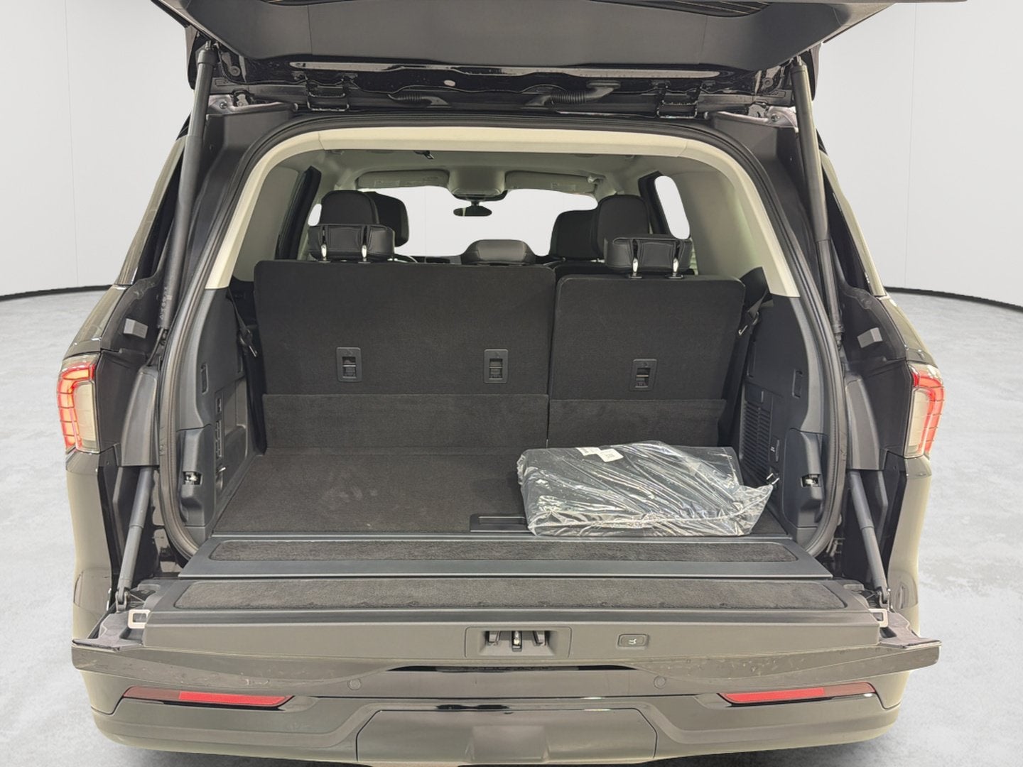 2027 Lincoln Navigator Premiere