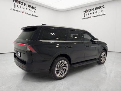 2027 Lincoln Navigator Premiere