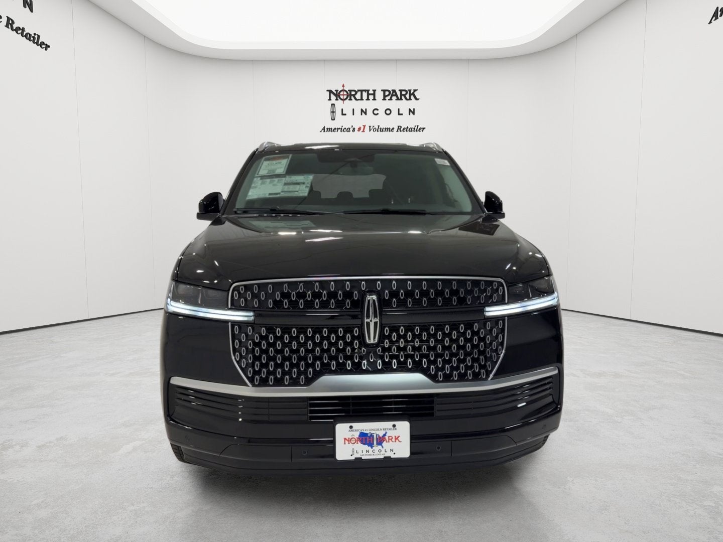 2027 Lincoln Navigator Premiere