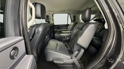 2027 Lincoln Navigator Premiere