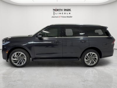 2027 Lincoln Navigator Premiere