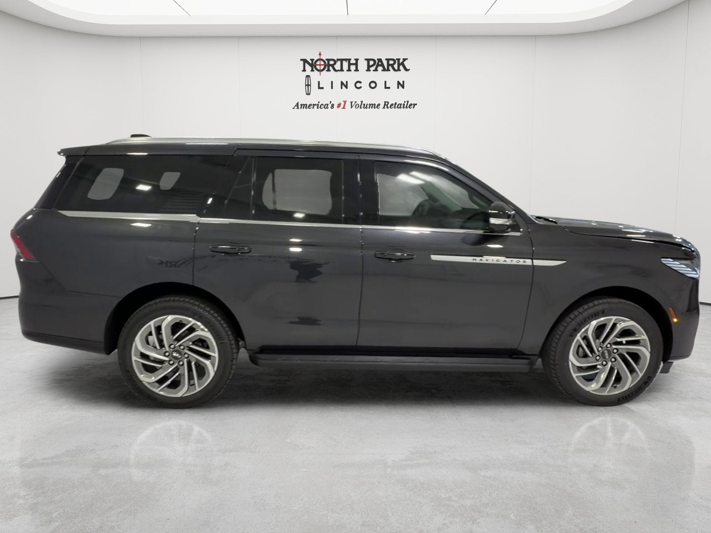2027 Lincoln Navigator Premiere