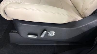 2027 Lincoln Navigator Premiere