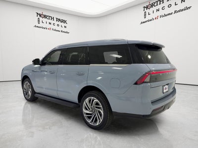 2027 Lincoln Navigator Premiere