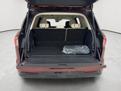 2027 Lincoln Navigator Premiere