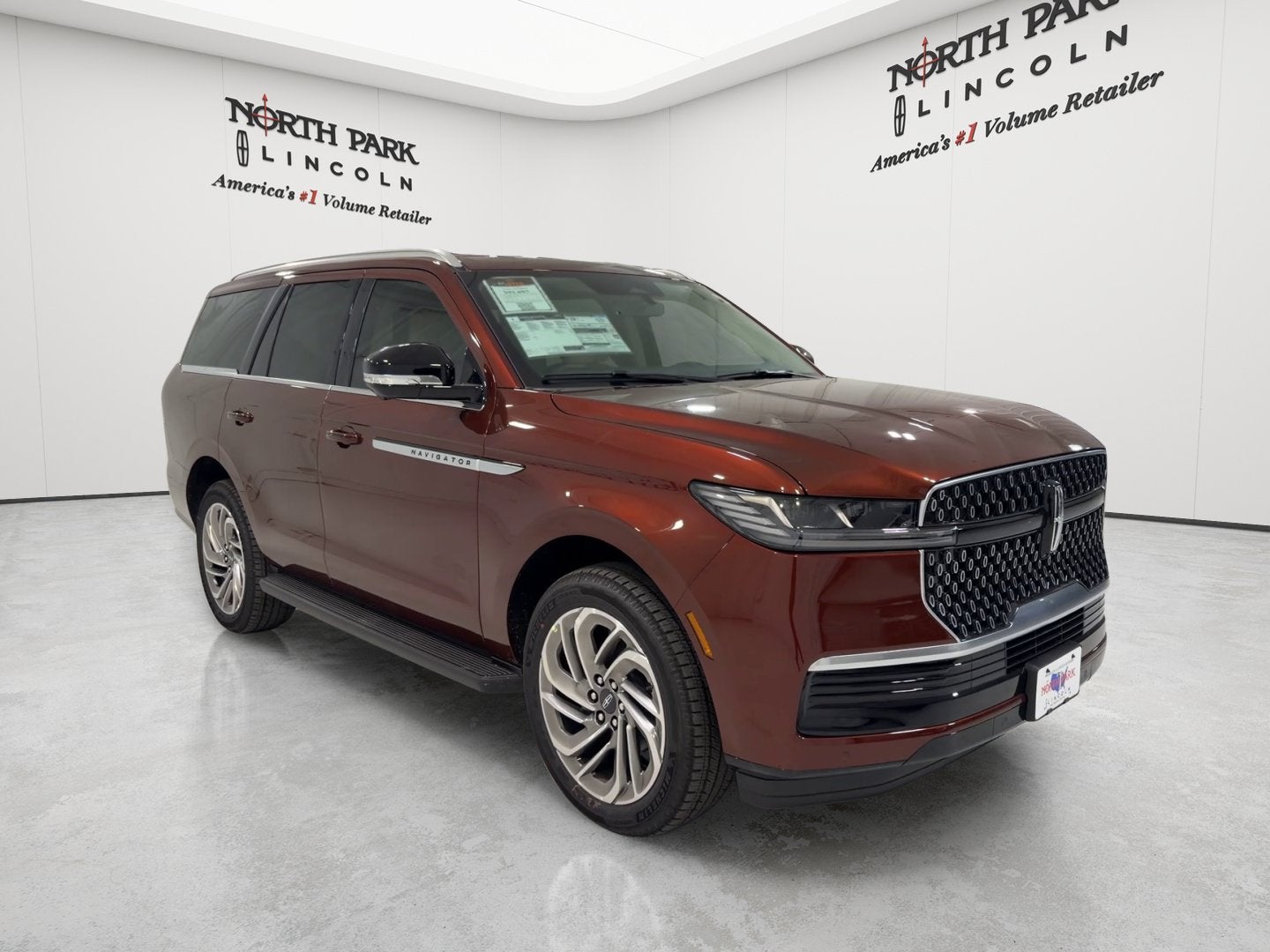 2027 Lincoln Navigator Premiere