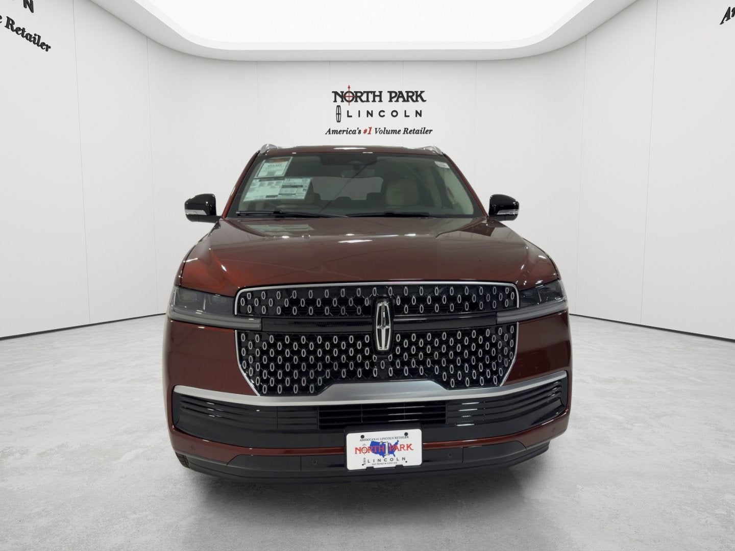 2027 Lincoln Navigator Premiere