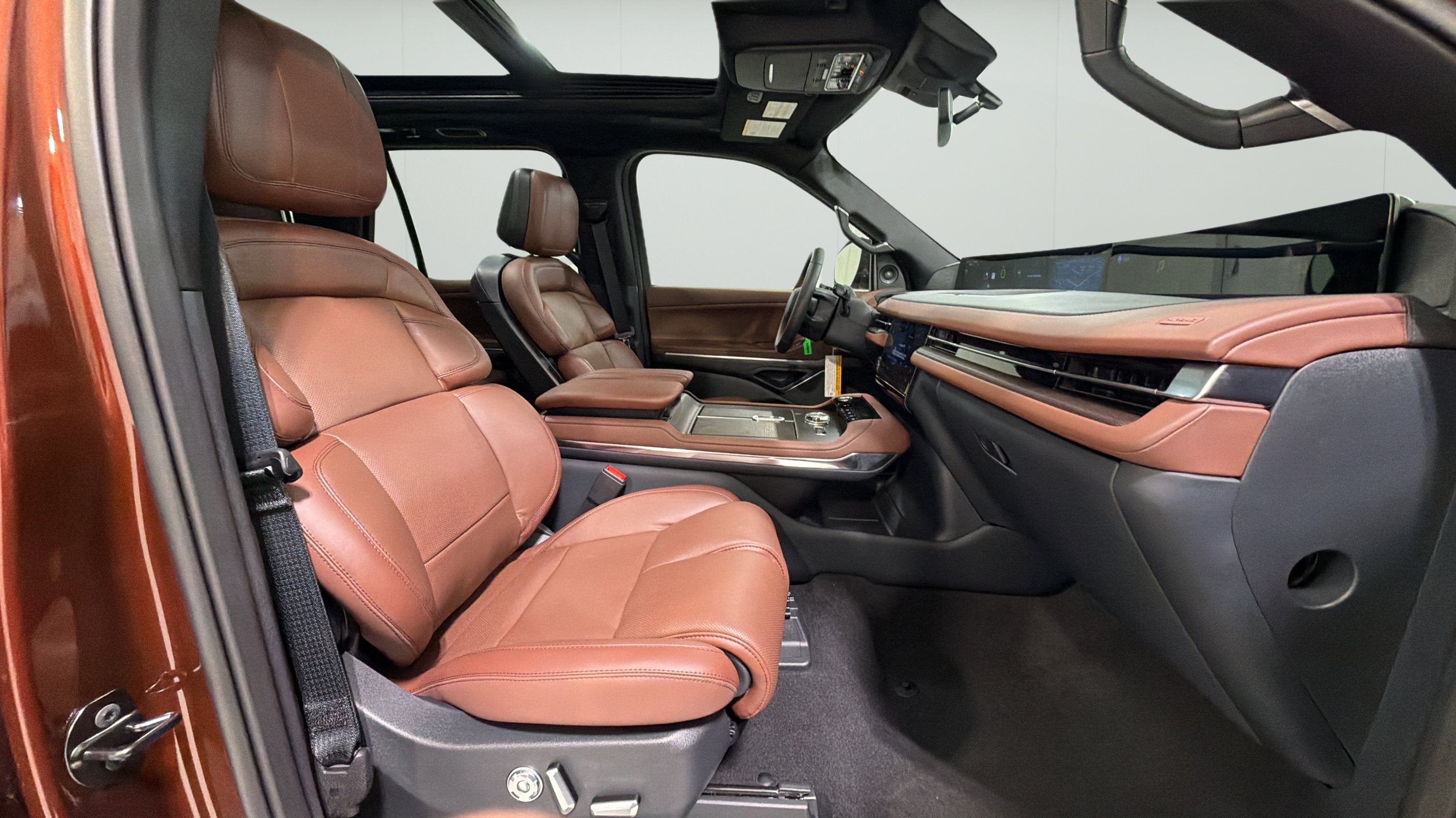 2027 Lincoln Navigator Reserve