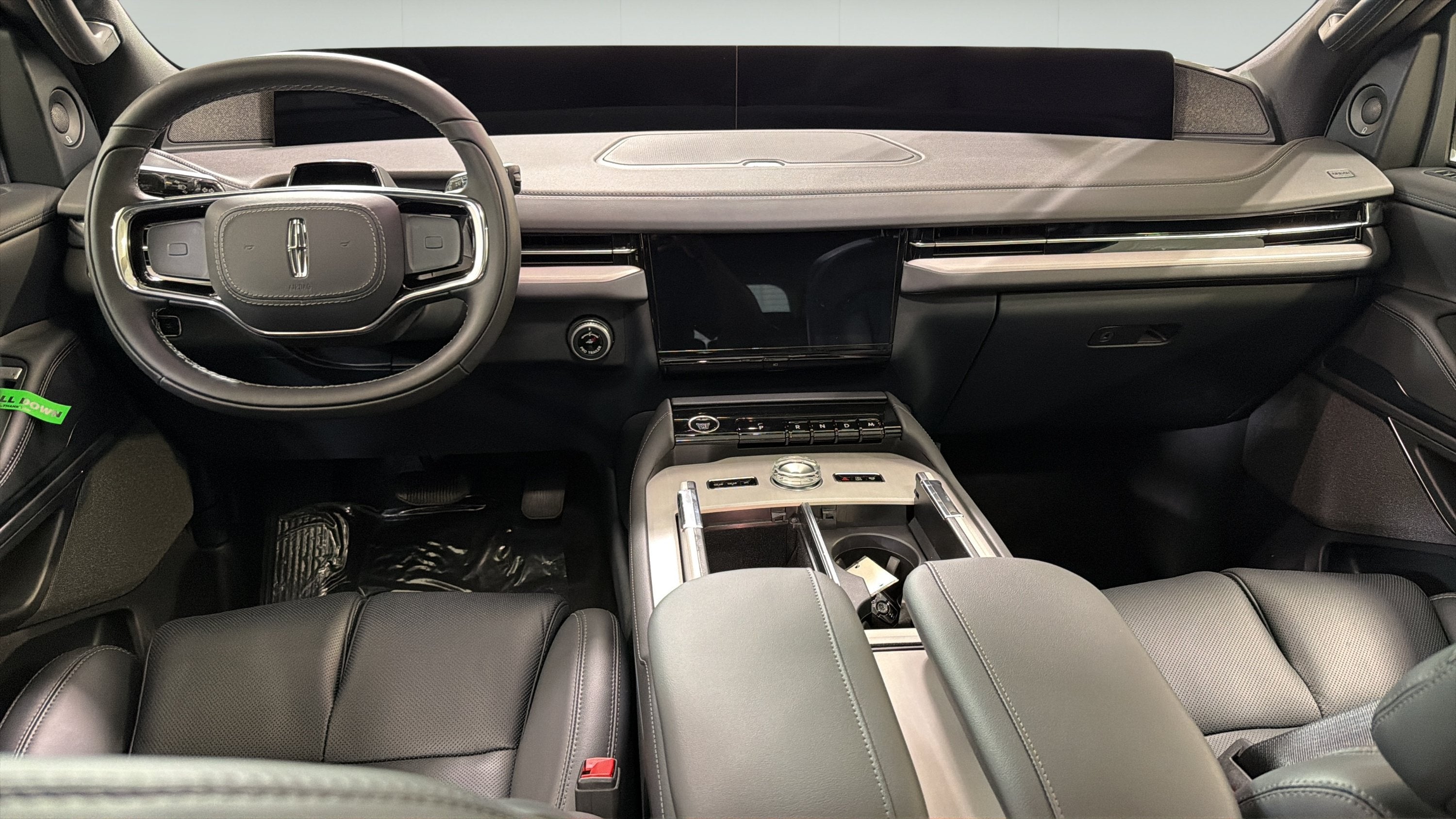 2027 Lincoln Navigator Reserve