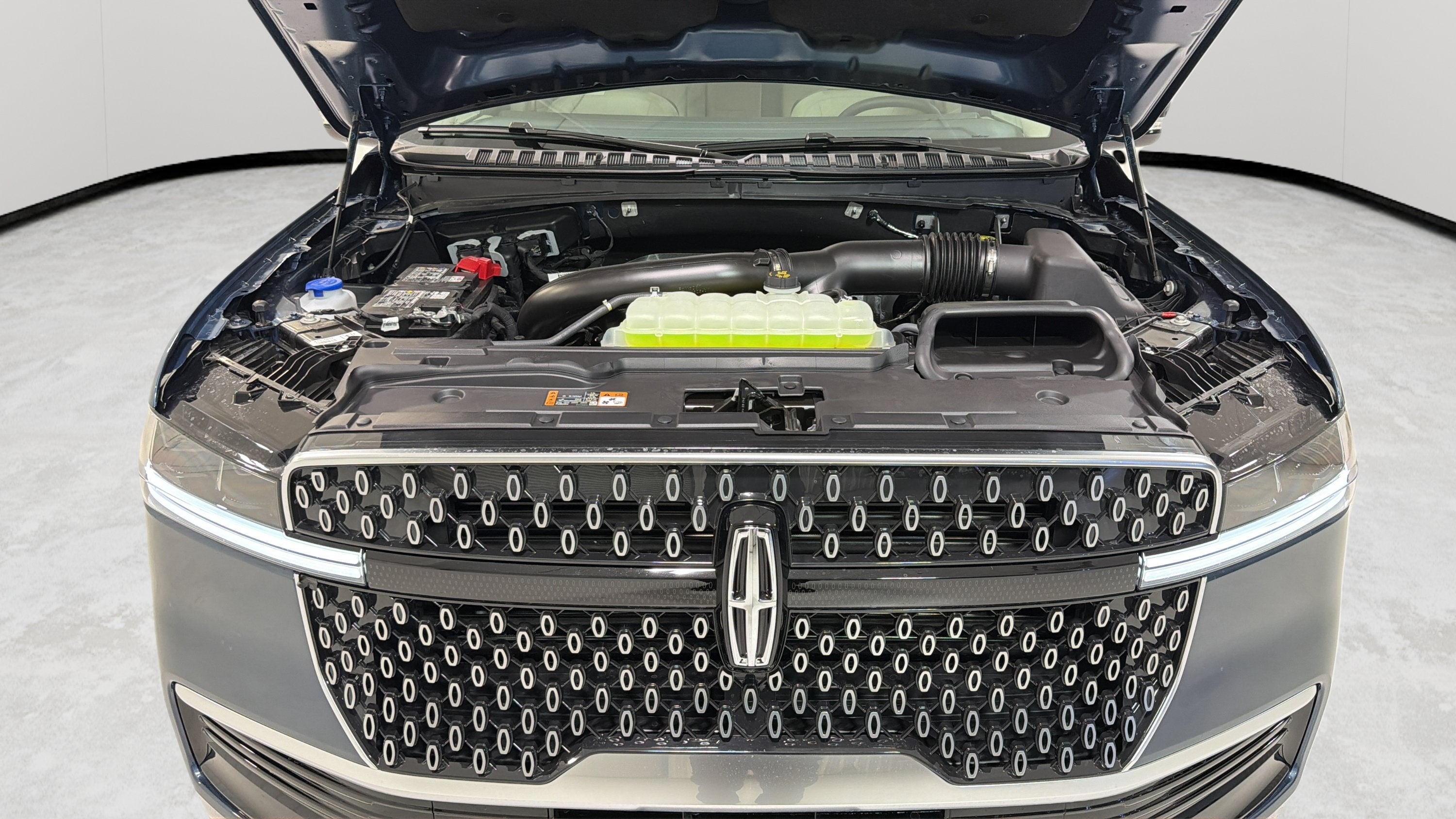 2027 Lincoln Navigator Reserve