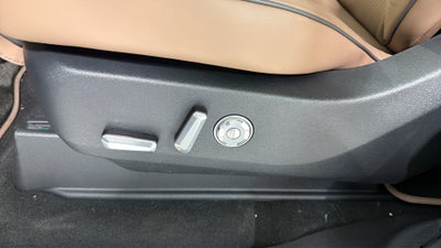 2027 Lincoln Navigator Black Label