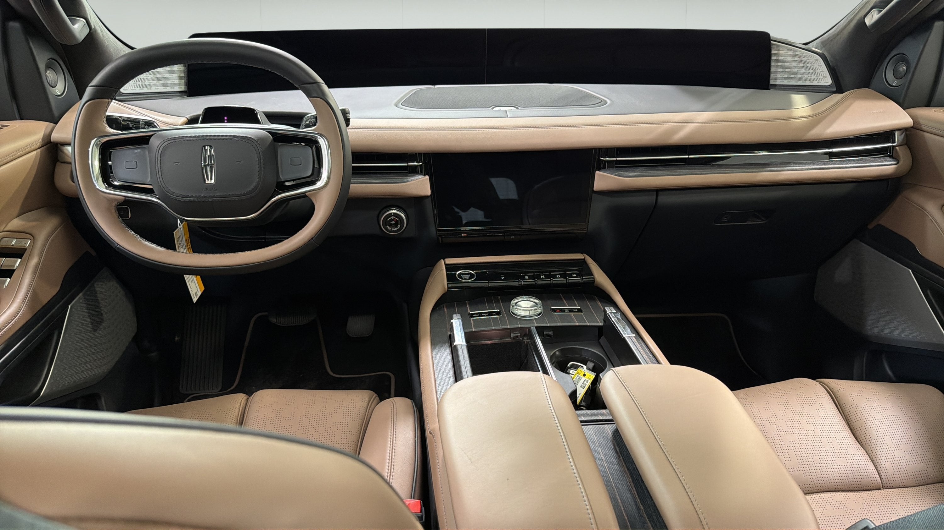 2027 Lincoln Navigator Black Label