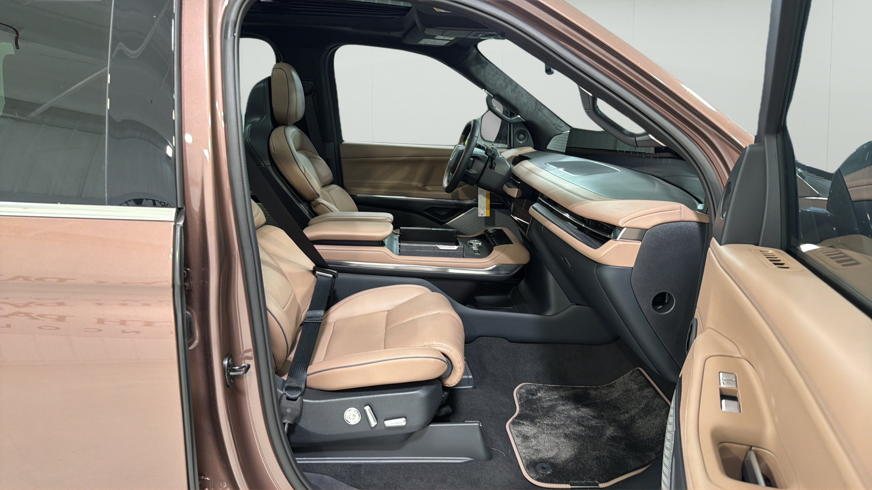 2027 Lincoln Navigator Black Label