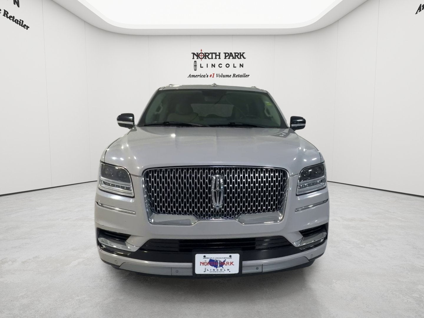 2019 Lincoln Navigator L Select