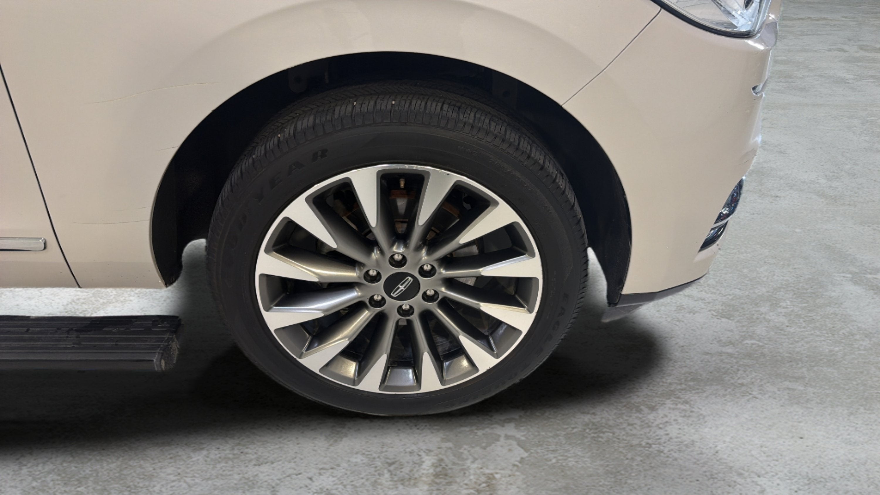 2019 Lincoln Navigator L Select