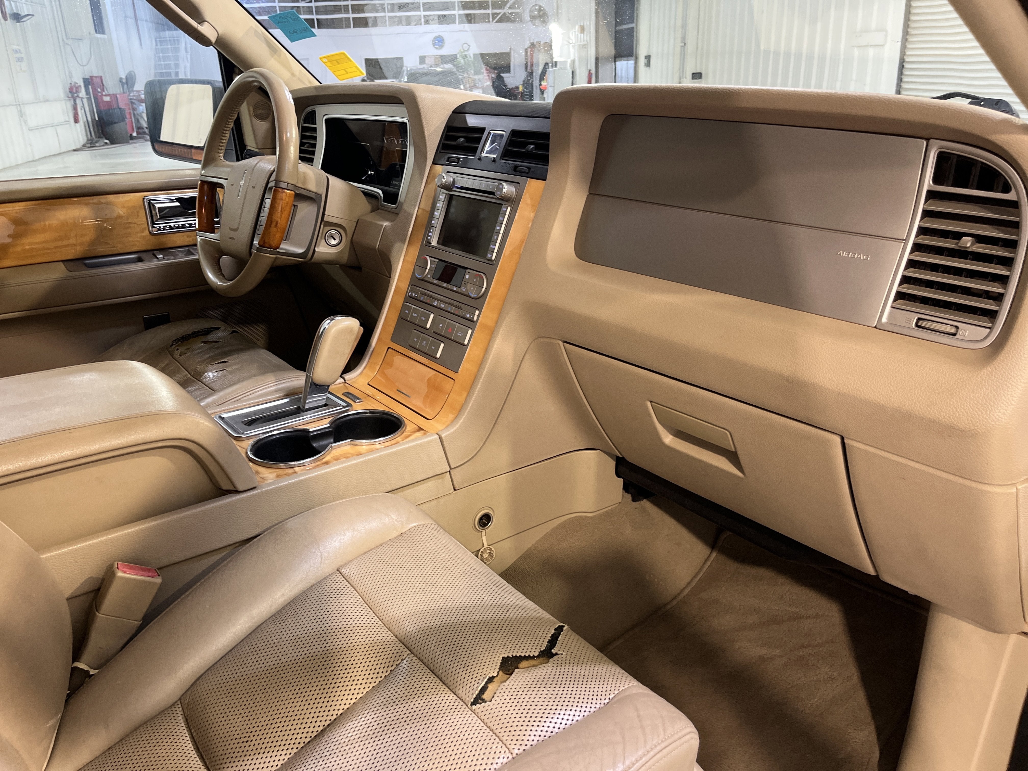 2010 Lincoln Navigator L L