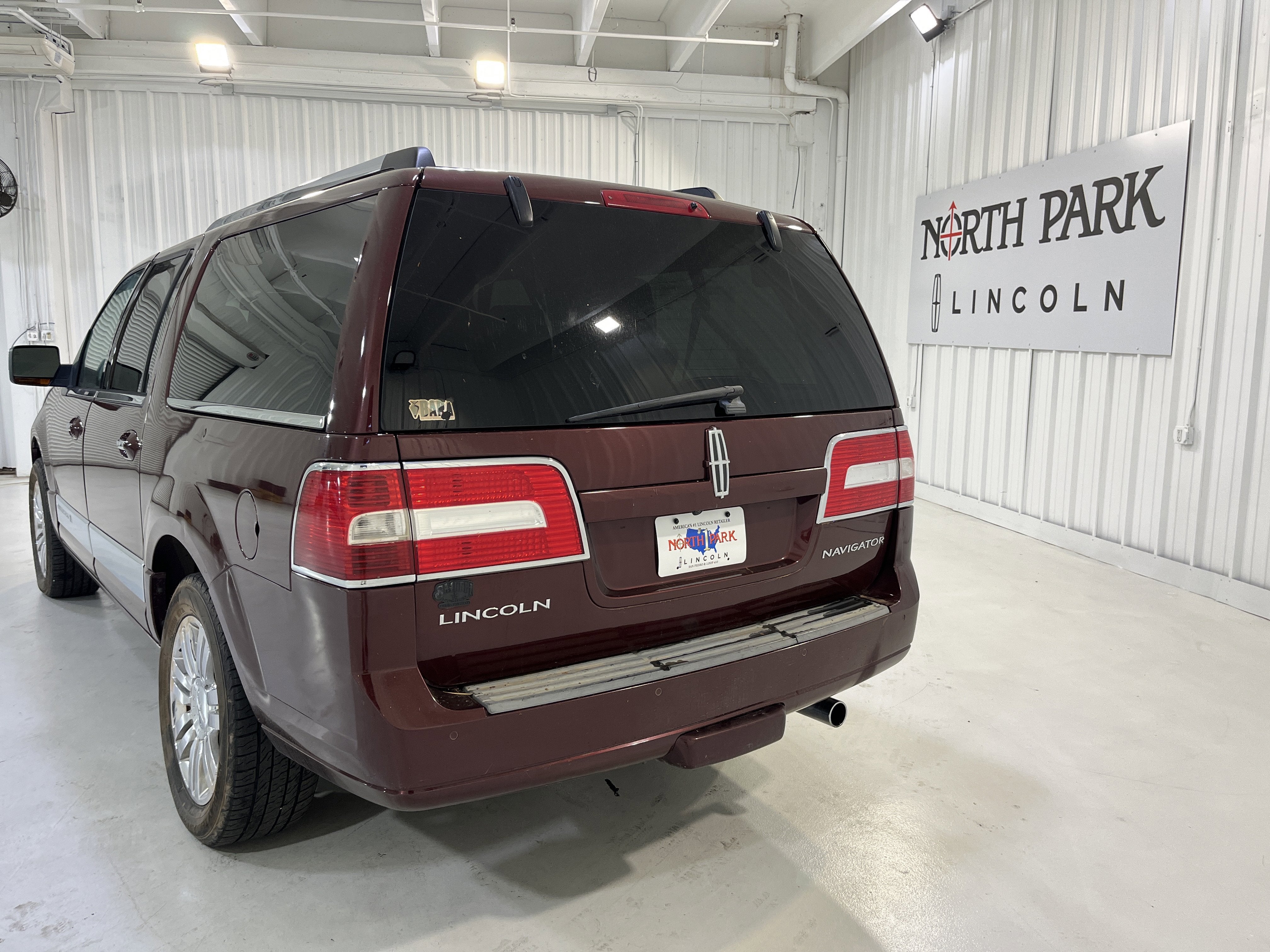 2010 Lincoln Navigator L L