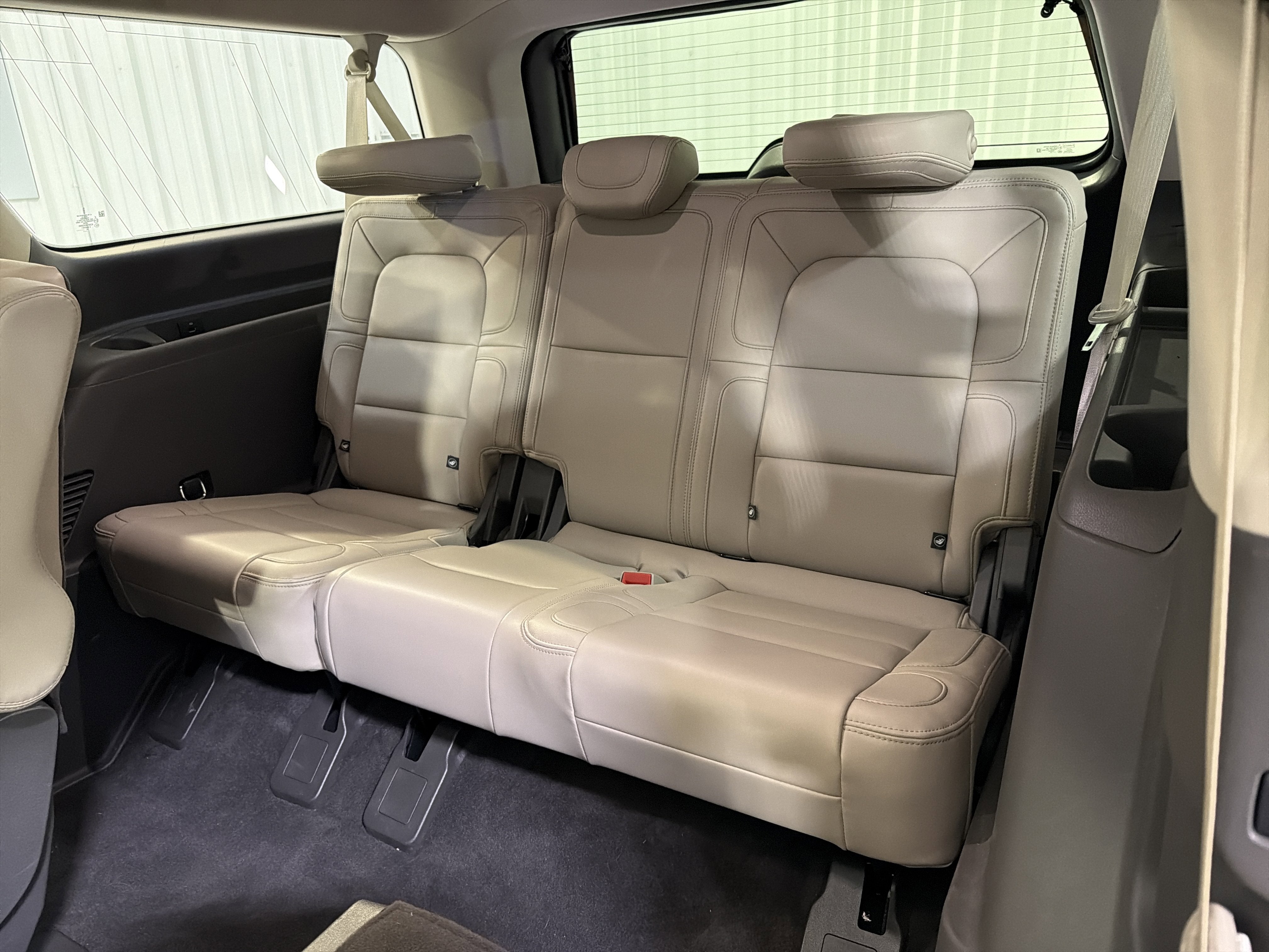 2023 Lincoln Navigator L Reserve