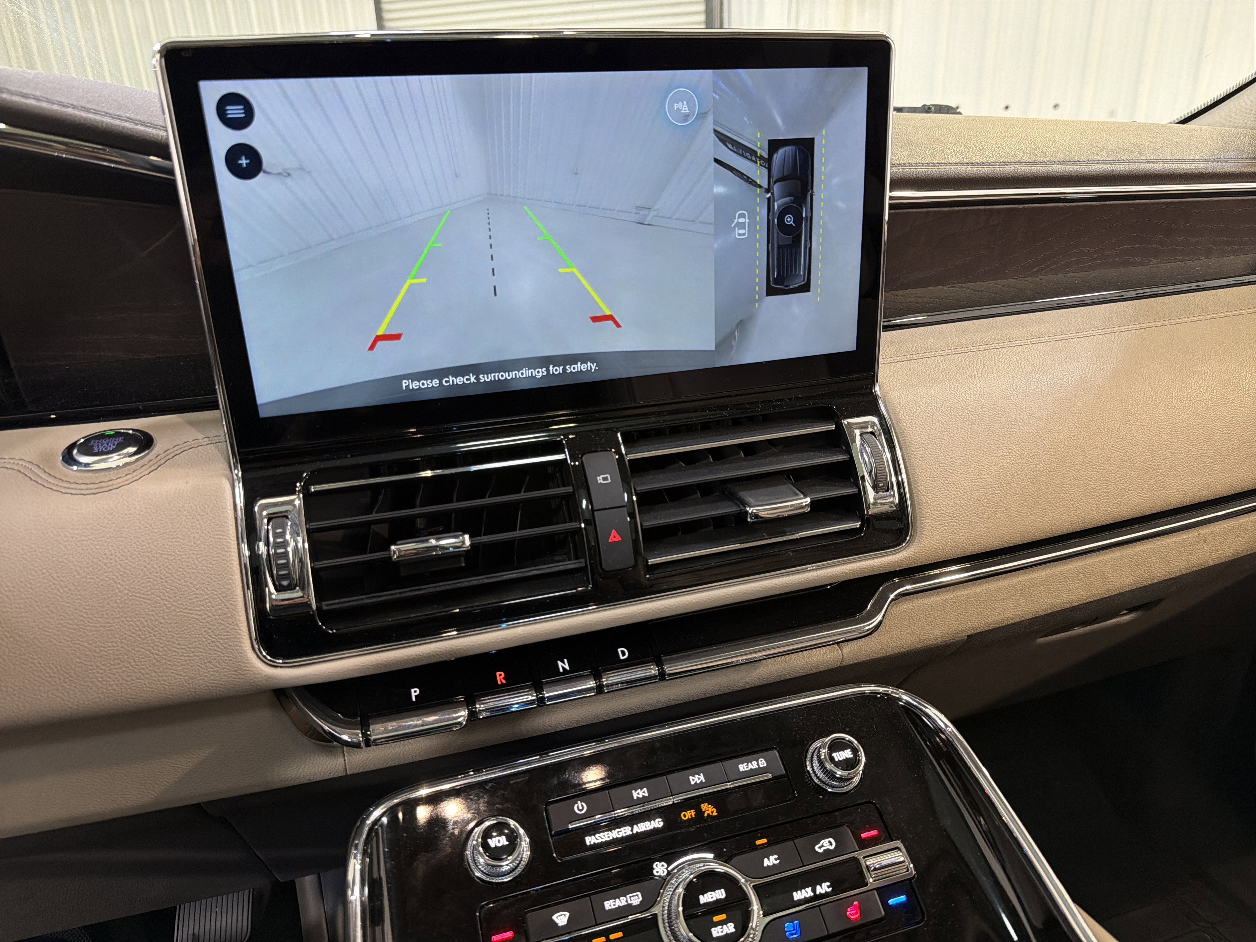 2023 Lincoln Navigator L Reserve