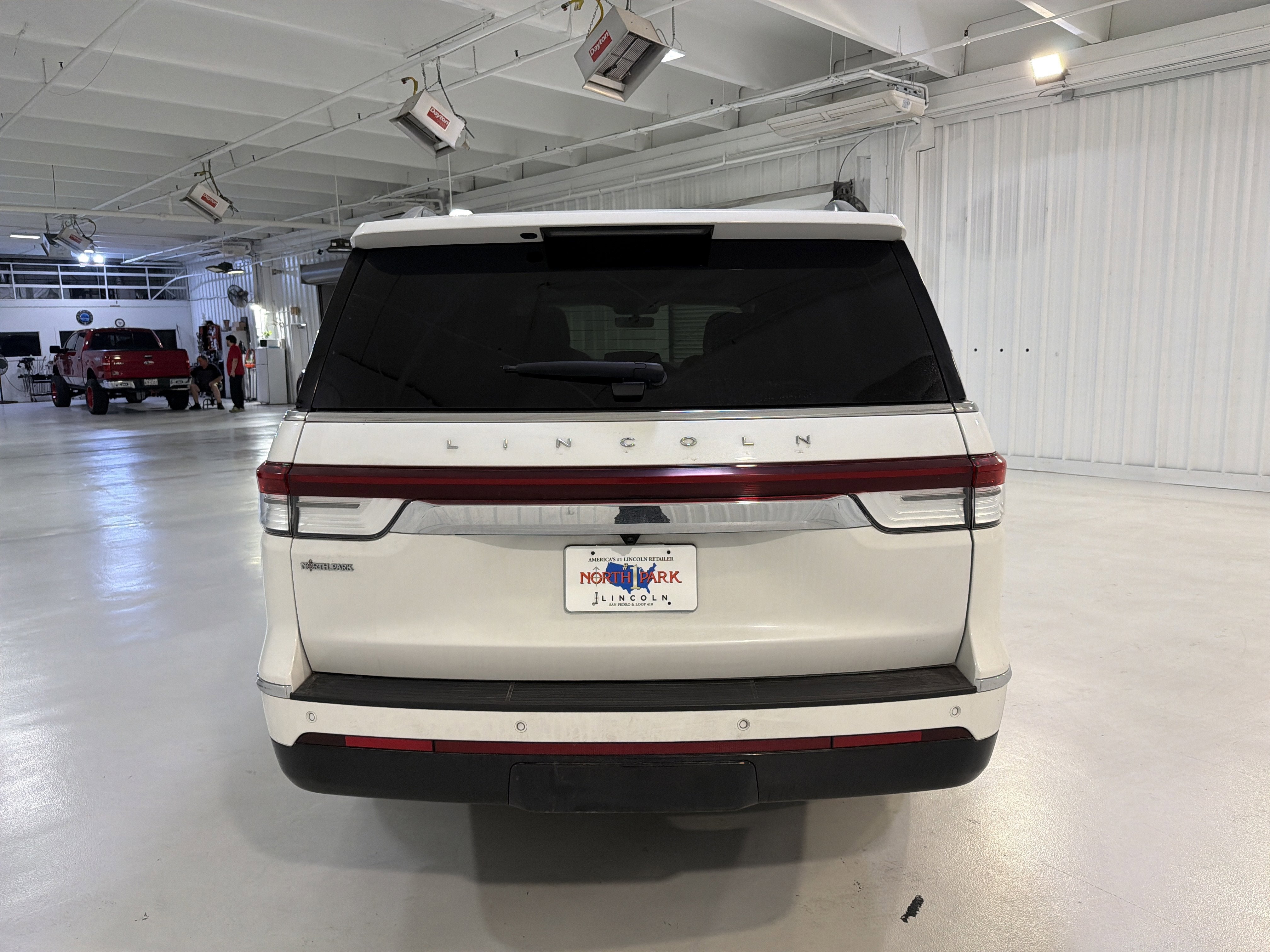 2023 Lincoln Navigator L Reserve