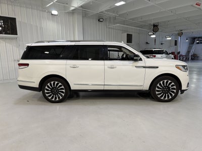 2023 Lincoln Navigator L Reserve