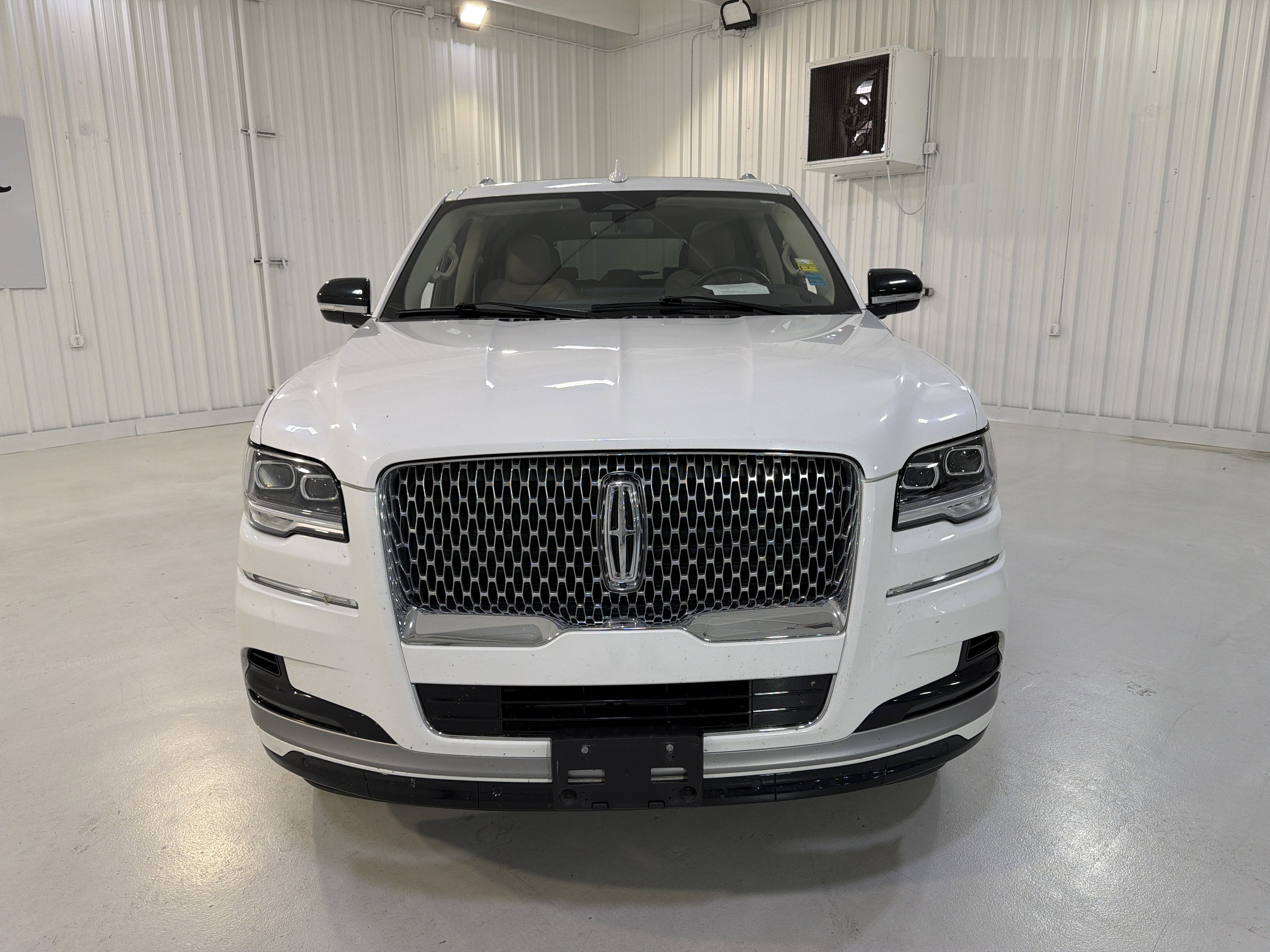 2023 Lincoln Navigator L Reserve