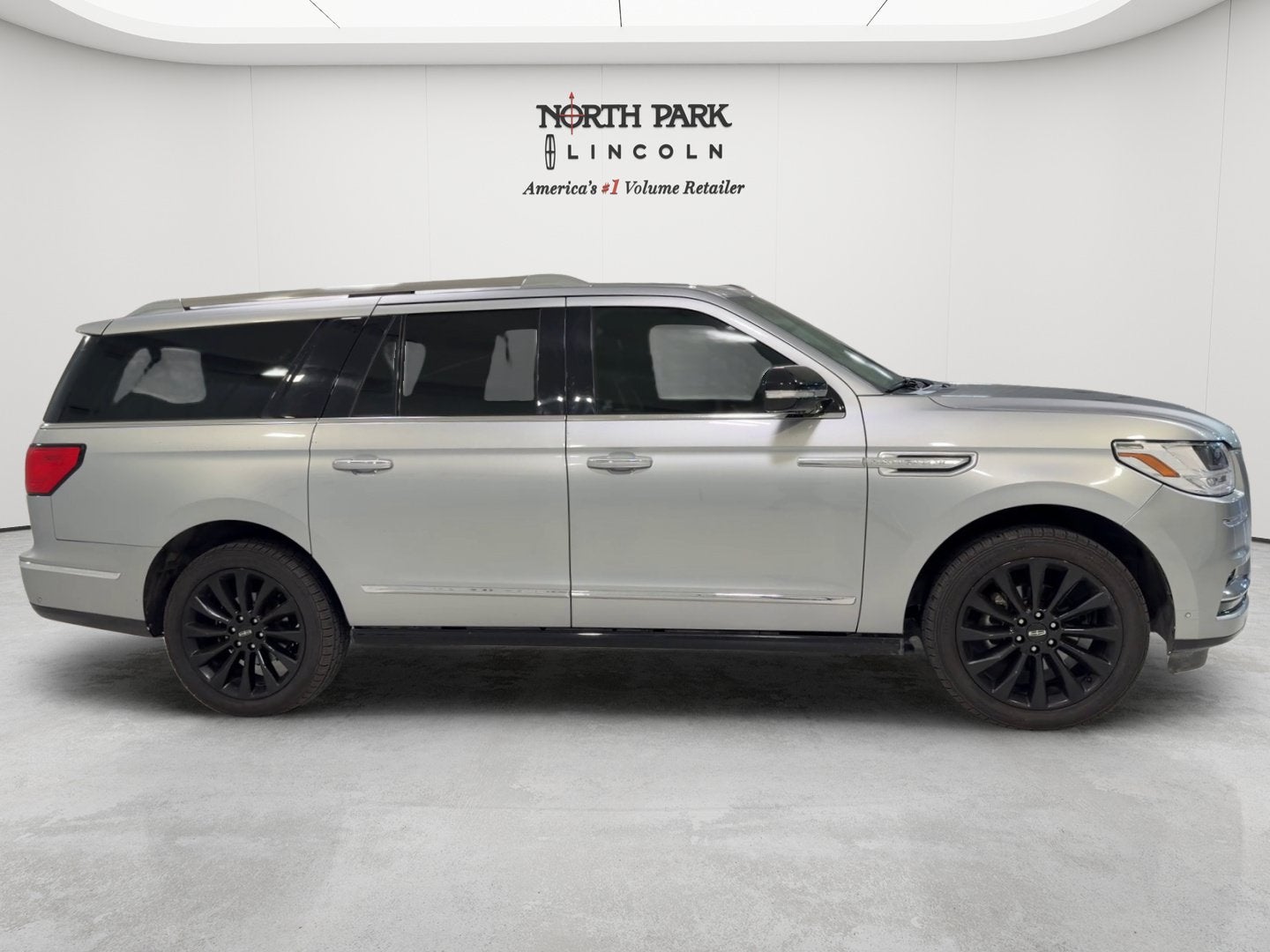 2020 Lincoln Navigator L Reserve