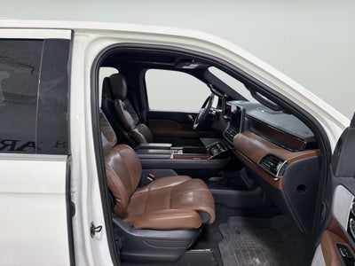 2022 Lincoln Navigator L Reserve