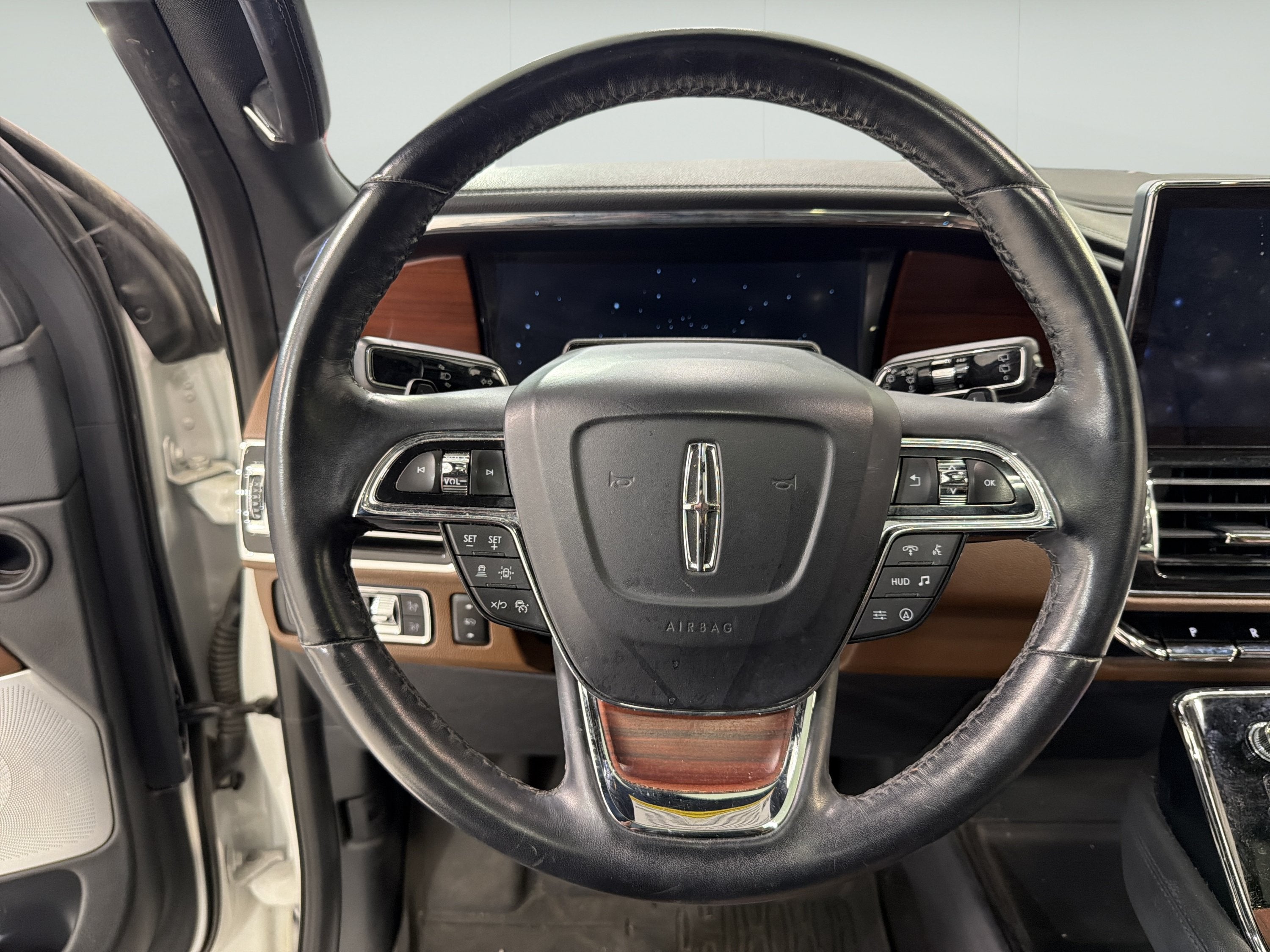 2022 Lincoln Navigator L Reserve