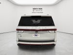 2022 Lincoln Navigator L Reserve