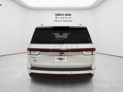 2022 Lincoln Navigator L Reserve