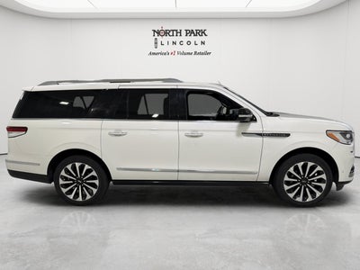 2022 Lincoln Navigator L Reserve