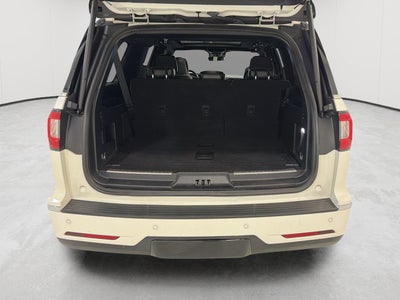 2021 Lincoln Navigator L Reserve