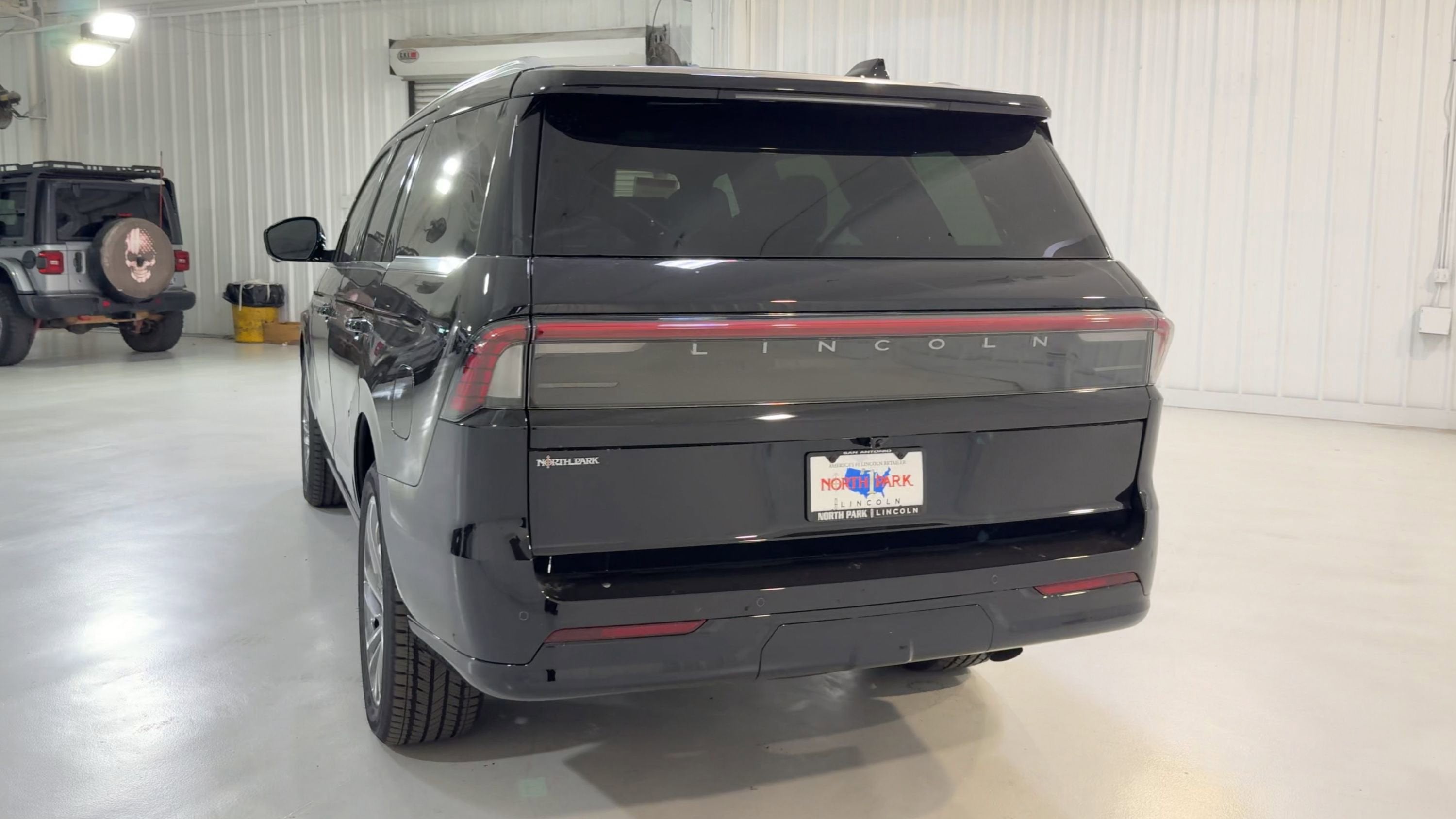 2025 Lincoln Navigator L Reserve