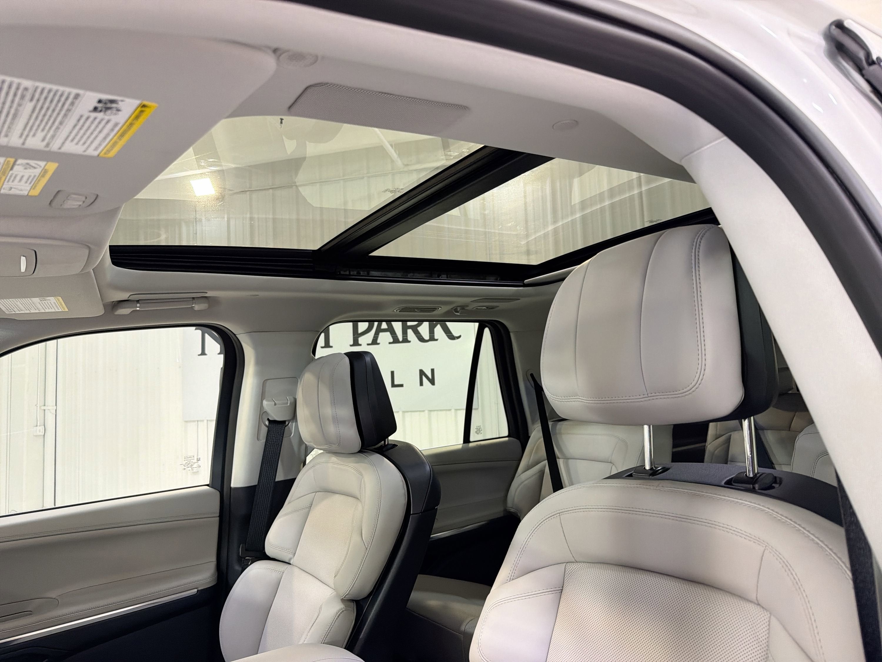 2026 Lincoln Navigator L Reserve