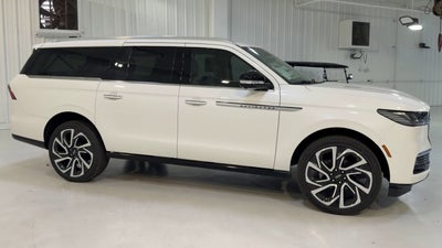 2026 Lincoln Navigator L Reserve