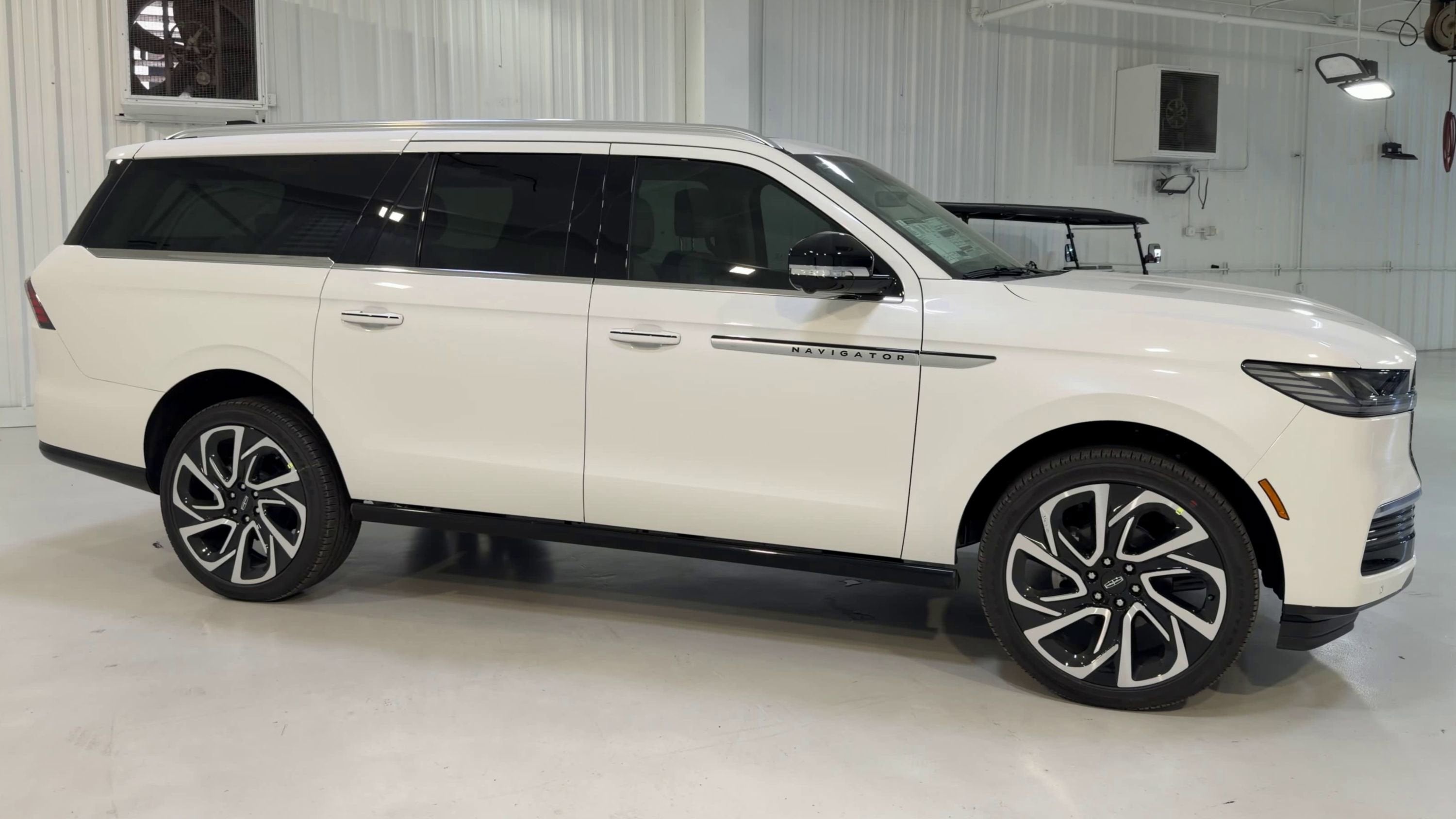 2026 Lincoln Navigator L Reserve