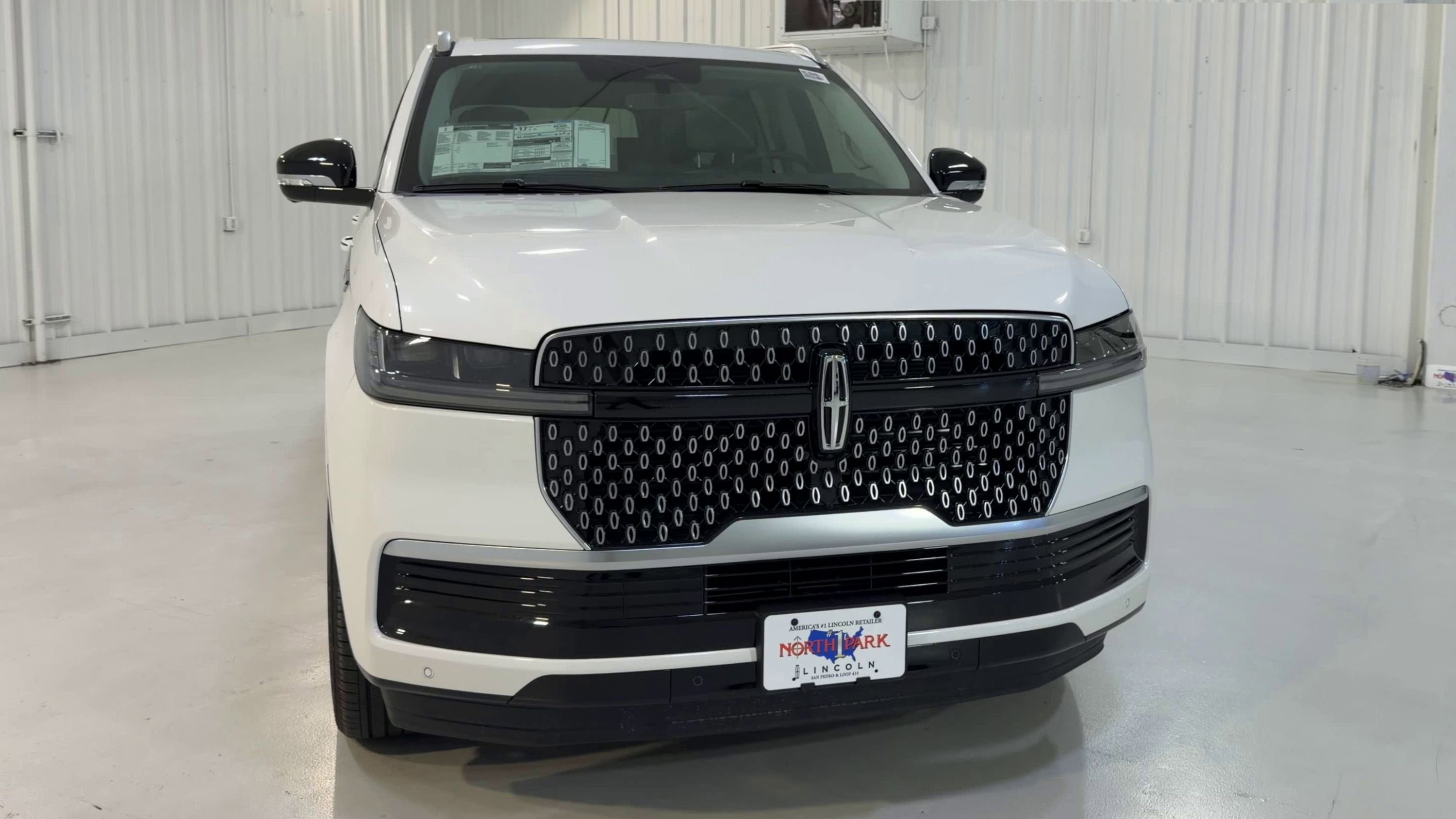 2026 Lincoln Navigator L Reserve