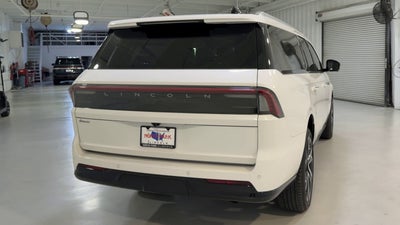 2026 Lincoln Navigator L Reserve
