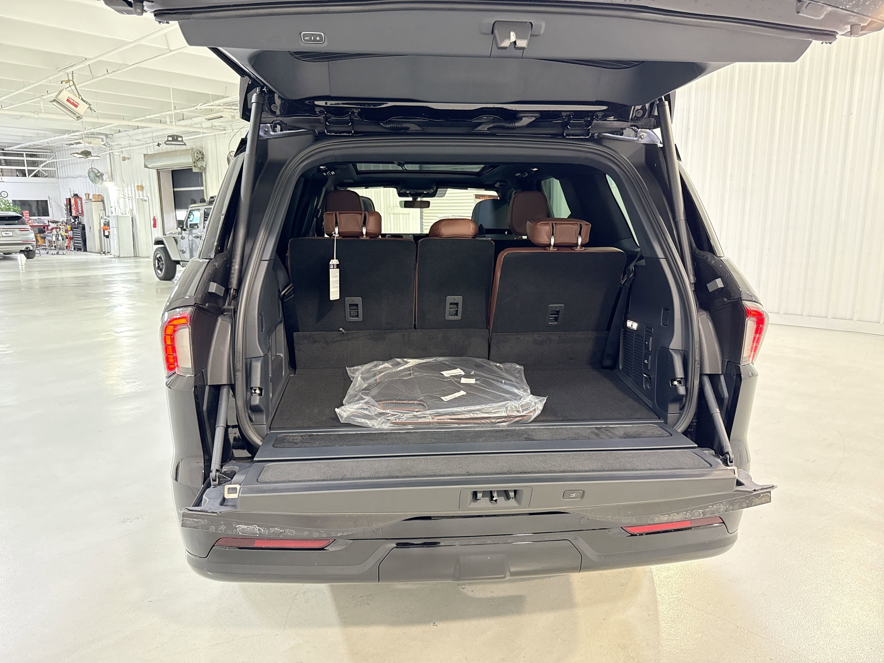 2025 Lincoln Navigator L Reserve