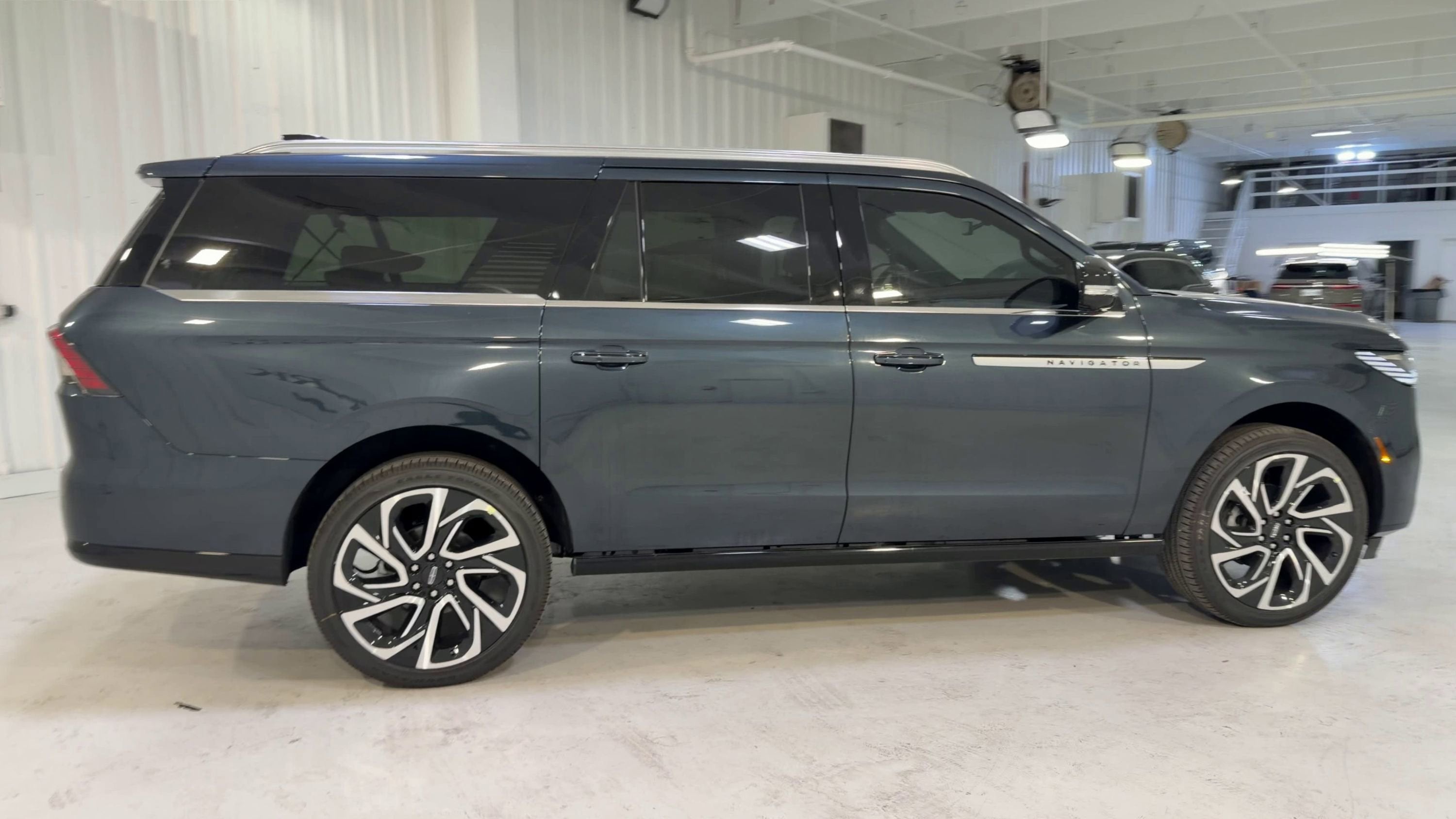 2026 Lincoln Navigator L Reserve
