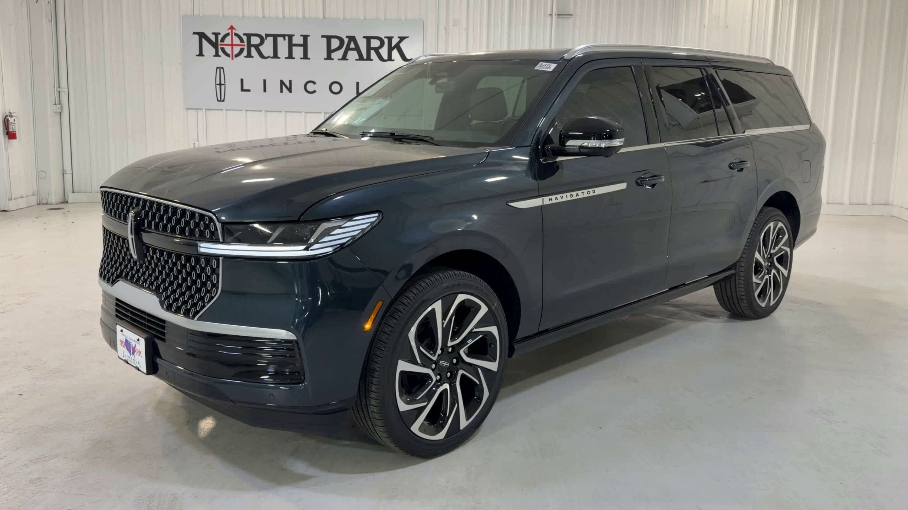 2026 Lincoln Navigator L Reserve