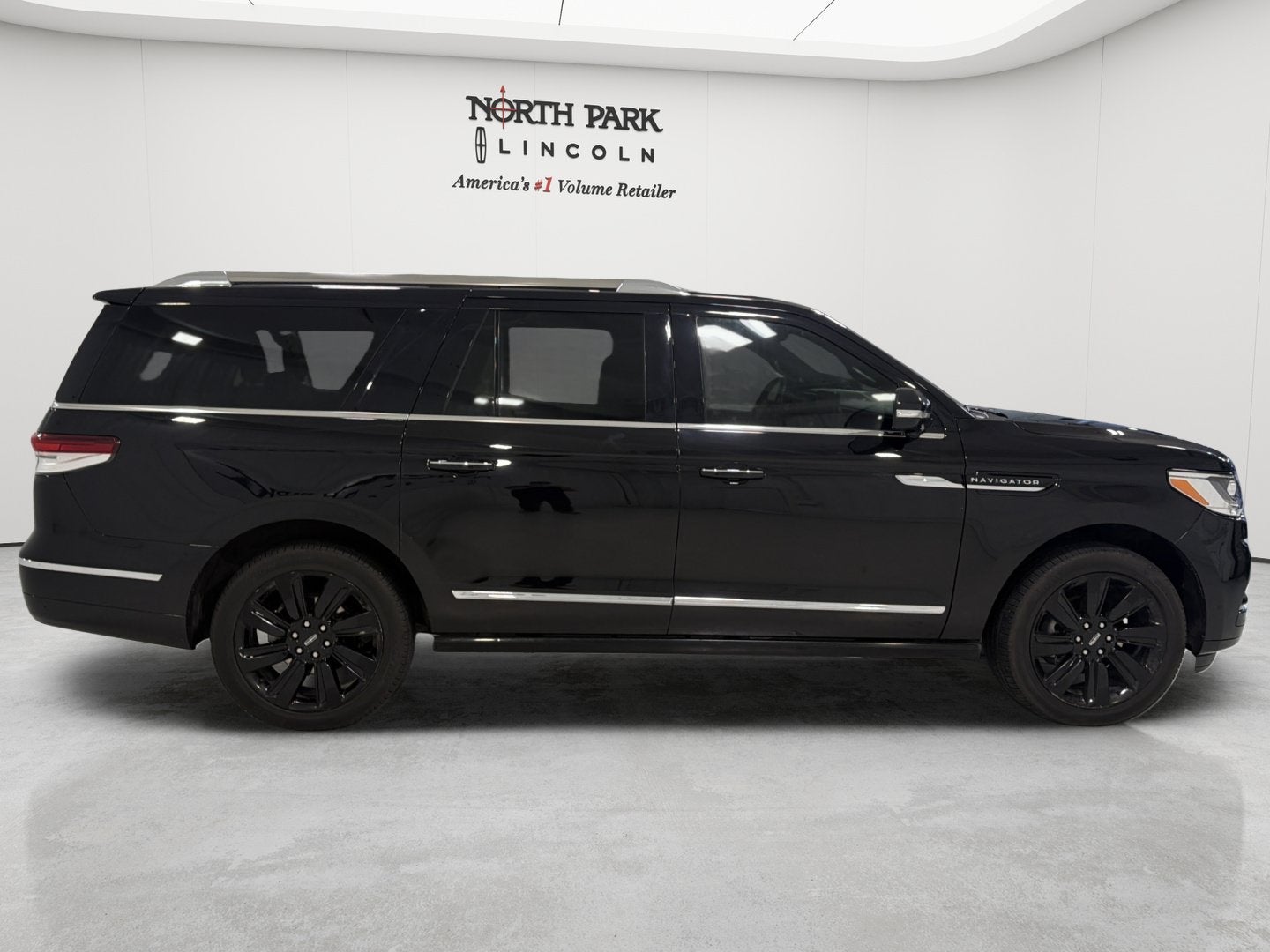 2024 Lincoln Navigator L Reserve