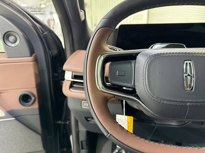 2025 Lincoln Navigator L Reserve