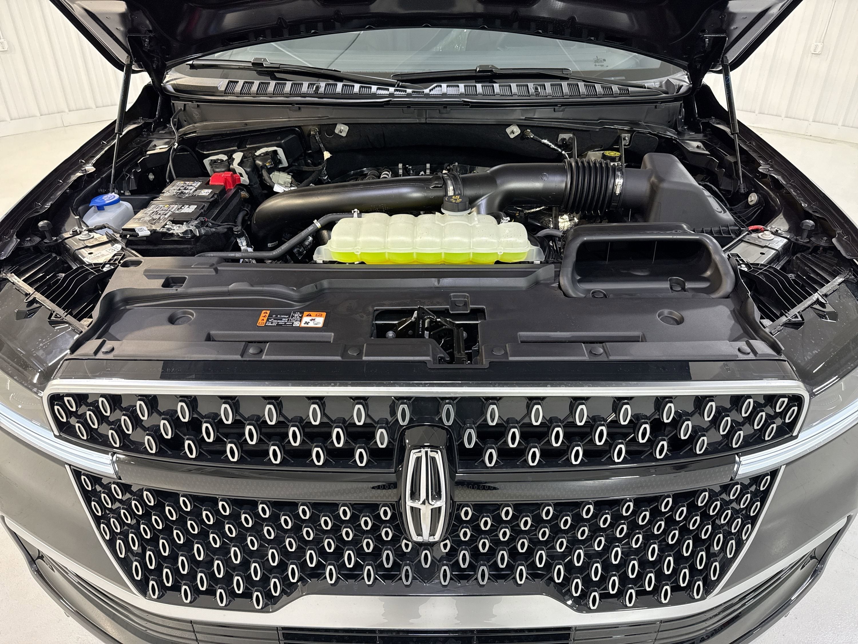 2025 Lincoln Navigator L Reserve