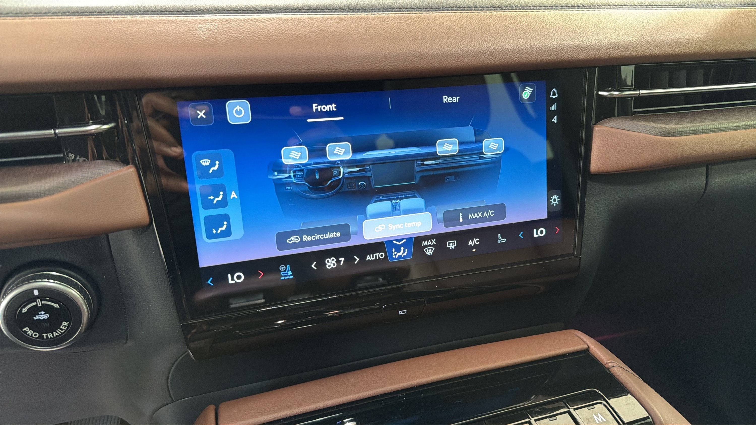 2025 Lincoln Navigator L Reserve