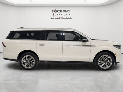 2025 Lincoln Navigator L Reserve