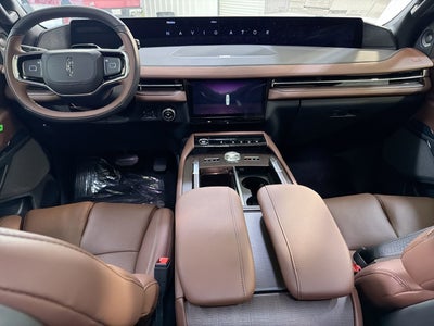 2026 Lincoln Navigator L Reserve