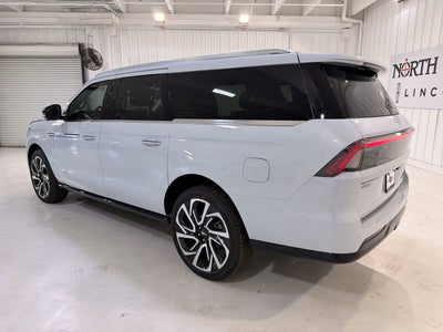 2026 Lincoln Navigator L Reserve